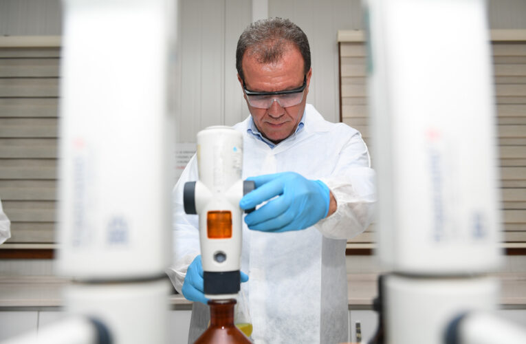 MERKEZ SU ANALİZ LABORATUVARI ‘MÜKEMMEL LABORATUVAR SERTİFİKASI’NI ALDI