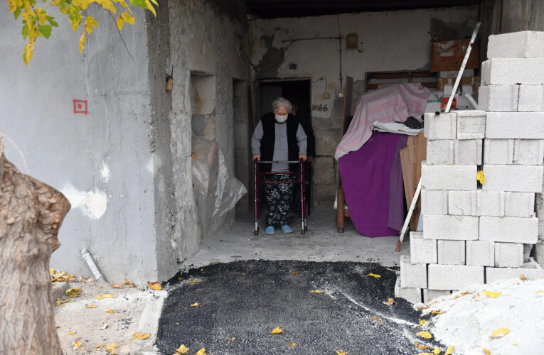 SÖZER, MERSİN BÜYÜKŞEHİR’İN HİZMETİ İLE NEFES ALDI