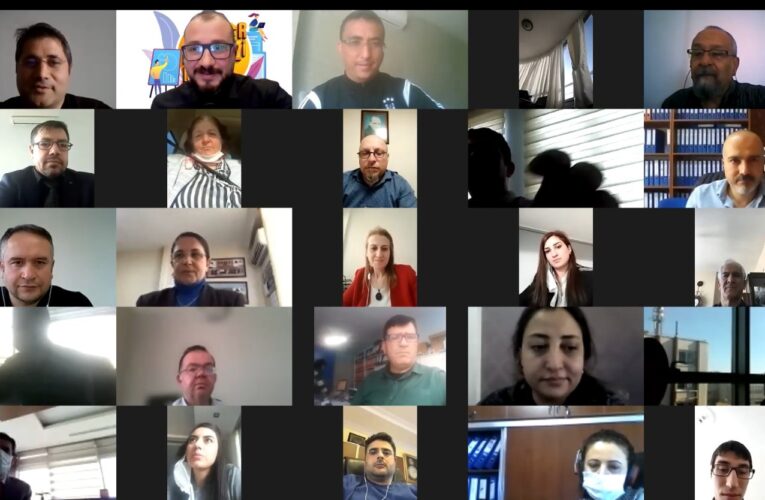 Kariyer Merkezi işverenlere yönelik danışmanlık hizmeti de veriyor