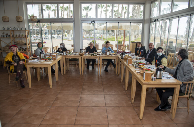 “BU ÇOK HARİKA BİR SAHİPLENME, İNSAN GURUR DUYUYOR”