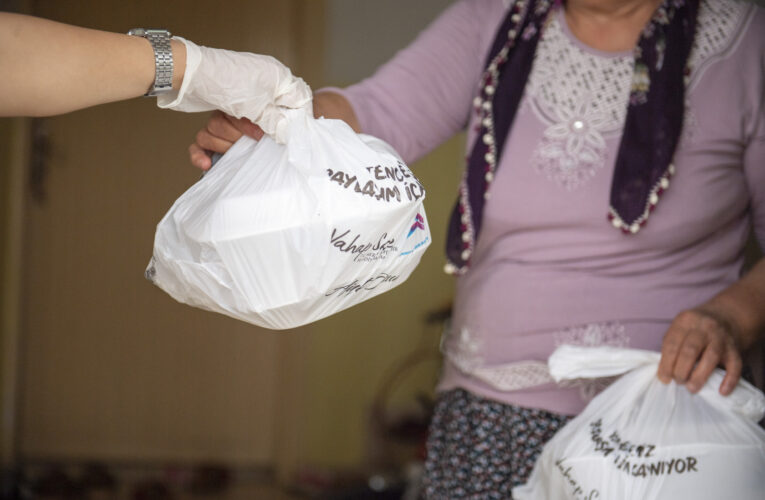 GÜNLÜK ÜCRETSİZ İFTAR YEMEĞİ DAĞITIMI 7 BİN 500’E ULAŞTI