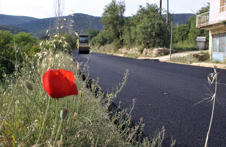 BÜYÜKŞEHİR, GÜLNAR’IN BÜYÜKECELİ MAHALLE YOLUNU ASFALTLADI