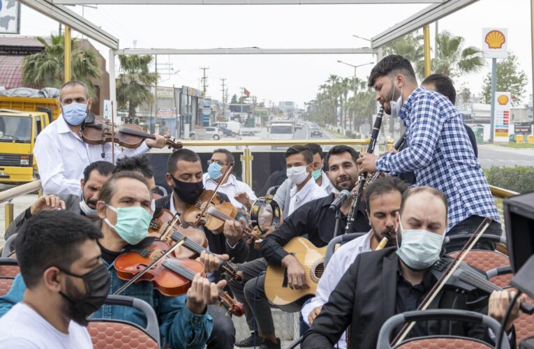 MERSİN BÜYÜKŞEHİR’DEN ROMANLAR GÜNÜ’NE ÖZEL ANLAMLI DİNLETİ