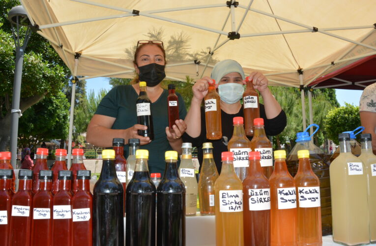 Stantlarda kadınların el emeği göz nuru var