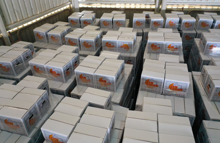 BÜYÜKŞEHİR, ‘BİRİZ BERABERİZ’ SLOGANIYLA MERSİNLİLER’İN YANINDA