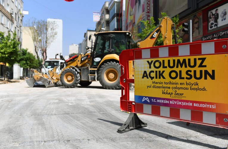 Yol yapım ve bakım ekiplerinin çalışmaları yoğunlaştı