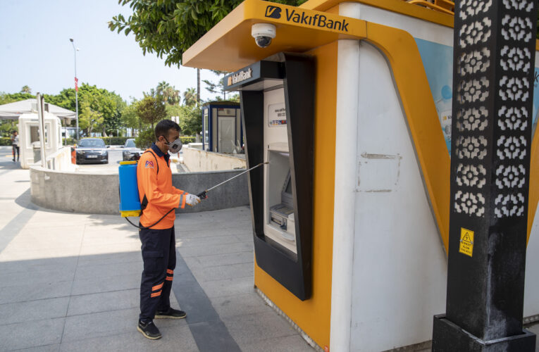 ATM’LERDEN BANKLARA HER ALANDA DEZENFEKSİYON