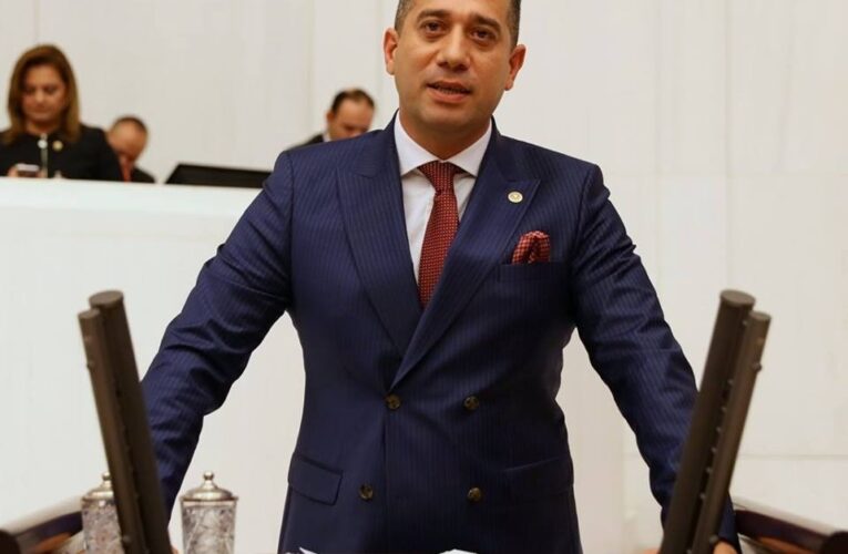 ‘YANDAŞ BASINA VAR, MİLLETVEKİLLERİNE YOK’