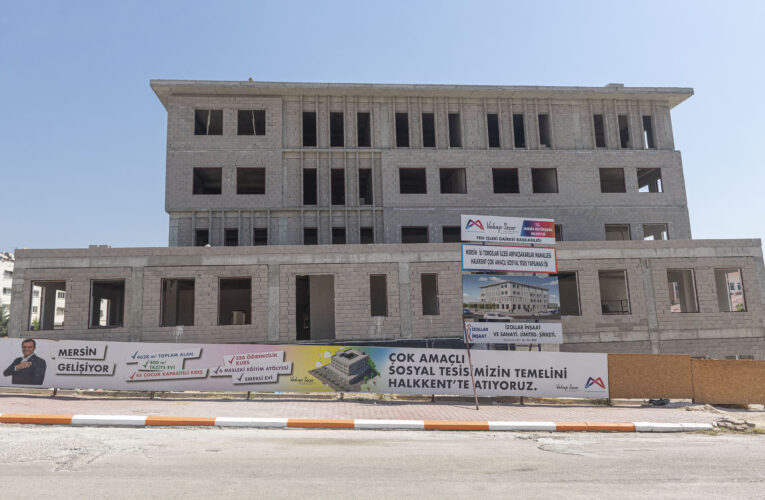 ÇOK AMAÇLI TESİSLERİN İNŞAAT ÇALIŞMALARI DEVAM EDİYOR