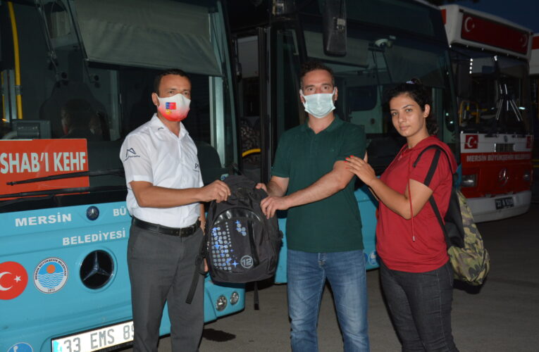 BÜYÜKŞEHİR ŞOFÖRÜ ÇANTAYI SAHİBİNE TESLİM ETTİ