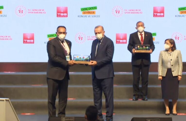 “Bize Düşen Görev Gençlerimize Daha Fazla İmkan Sunmak”