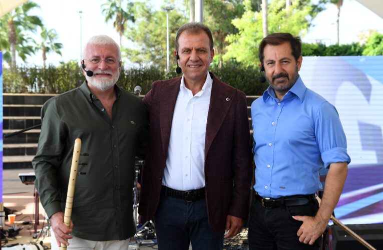 “BEN SABAH KALKIYORUM MERSİN’LE, AKŞAM YATIYORUM MERSİN’LE”