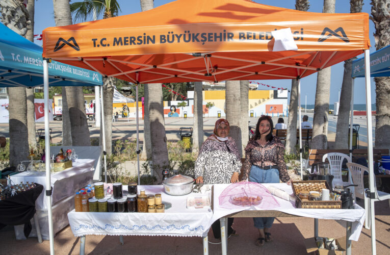 KÜLTÜREL MİRAS TAŞIYICILARI DA ÜRETİCİ KADIN STANTLARINDAYDI