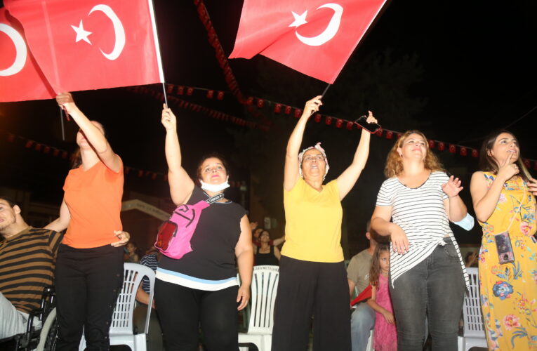 AKDENİZ’DE 30 AĞUSTOS KONSERLERİ