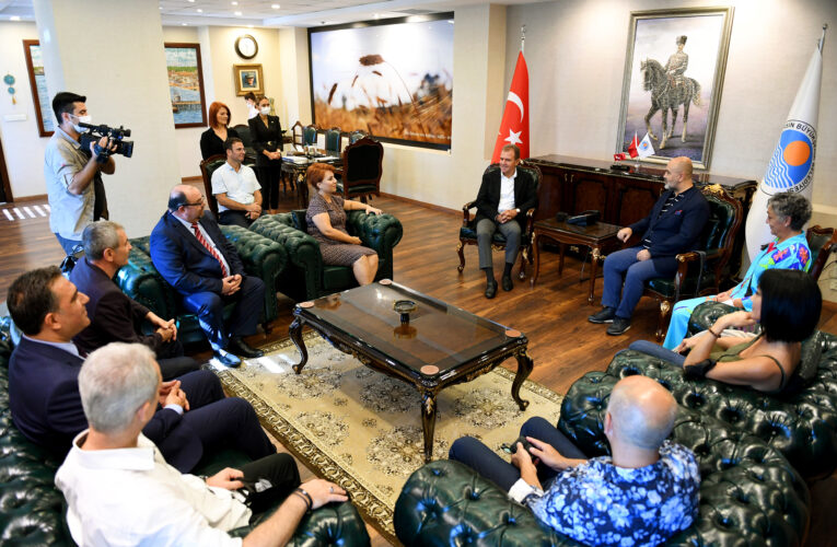 BAŞKAN SEÇER: “BİZ TAMAMEN OBJEKTİF ŞARTLARDA SANATÇI ALMAK İSTİYORUZ”