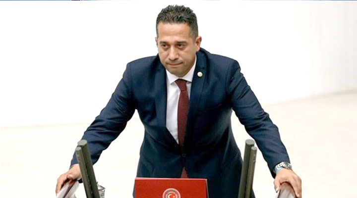 ‘ÜLKENİN SARAYLARA DEĞİL YURTLARA İTİYACI VAR’