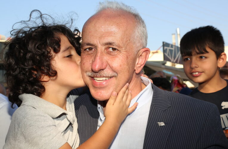 Akdeniz Belediyesi’nin düzenlediği 2. Karaduvar Balık Festivali’ne 50 binden fazla kişi katıldı.