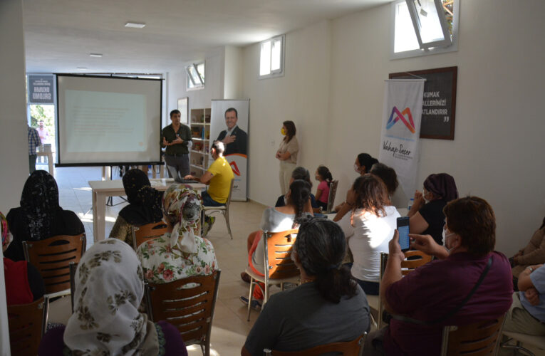 Büyükşehir’in sağlık ekipleri bilgilendiriyor