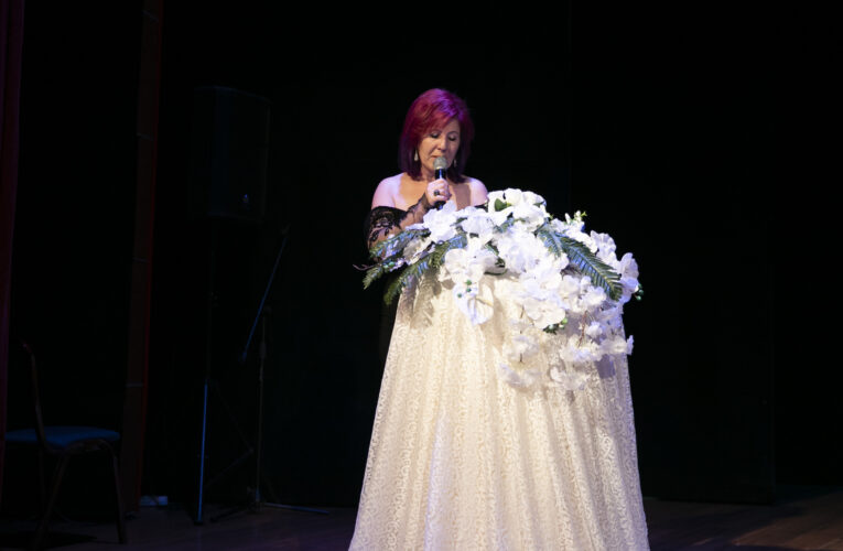 Hüznün şairinin şiirleri katılımcıları hüzünlendirdi