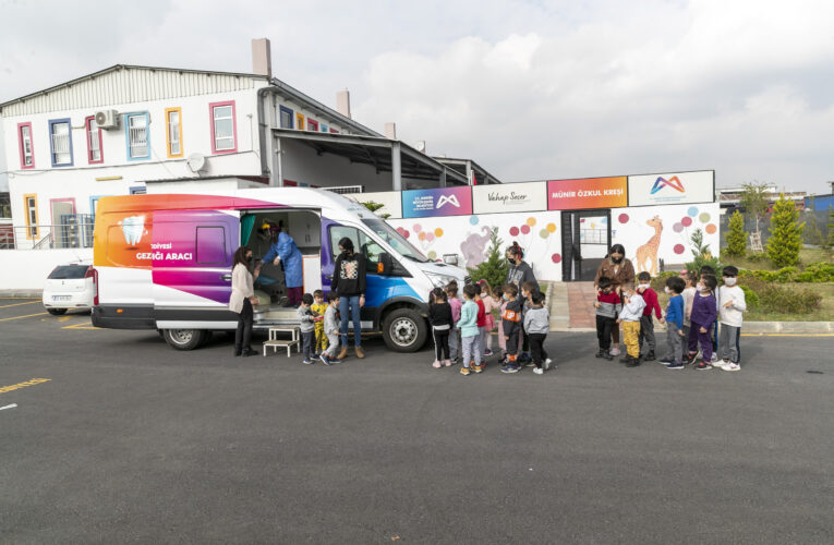 “Dişlerini fırçalamalarını ve tatlı tüketimini azaltmalarını öğütledik”