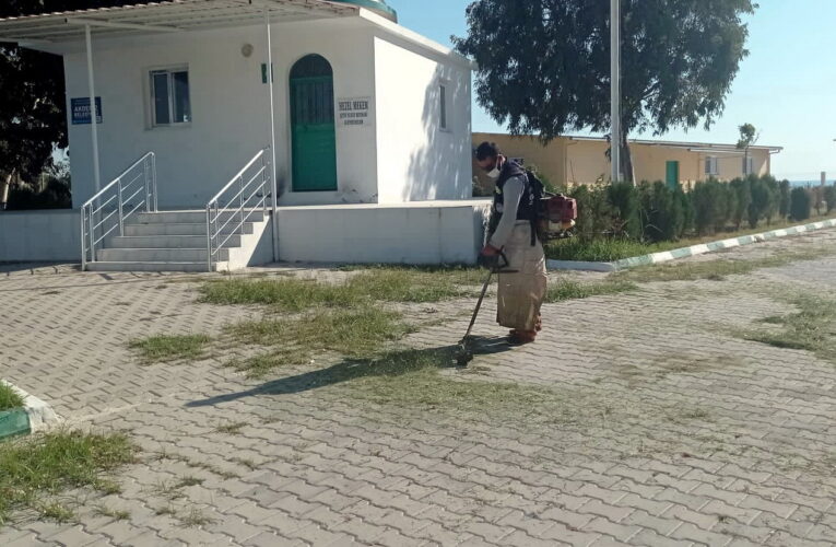 Oyun gruplarının zemini yenilenip güvenli hale getiriliyor