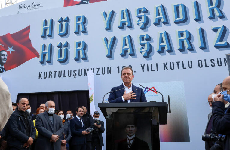 “VATANDAŞLARIMIZI 3 OCAK’TA CUMHURİYET ALANI’NDA YAPACAĞIMIZ TEMEL ATMA TÖRENİNE DAVET EDİYORUM”