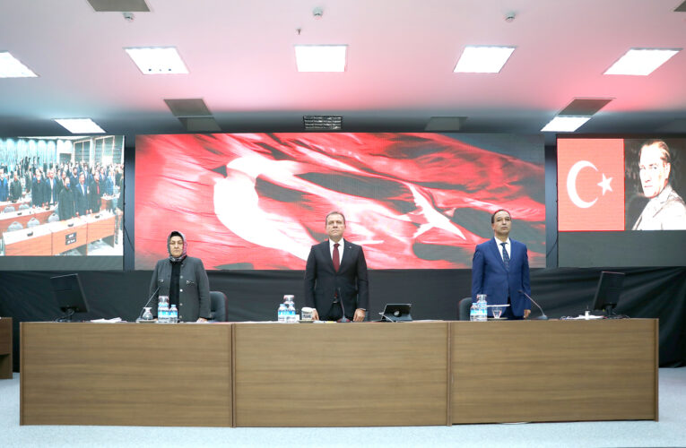 “3 TL’YE 3 ÇEŞİT YEMEK DAĞITIMLARI HAFTANIN 7 GÜNÜ DEVAM EDECEK”