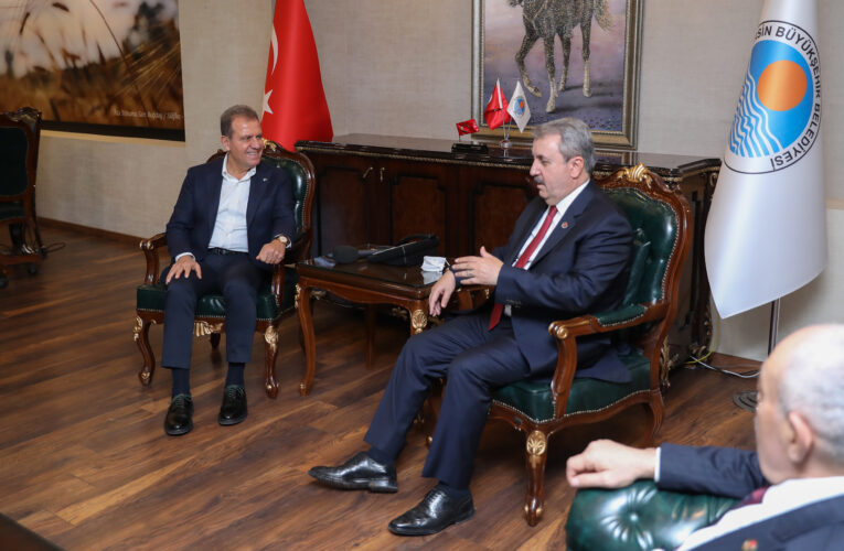 “BİZİM ŞİARIMIZ HERKESİ KUCAKLAMAK”