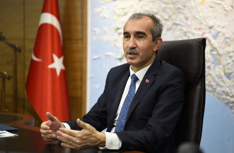 ‘DSİ Olarak Devasa Su Yapıları Yaparak Aziz Milletimizin Hizmetine Sunuyoruz’