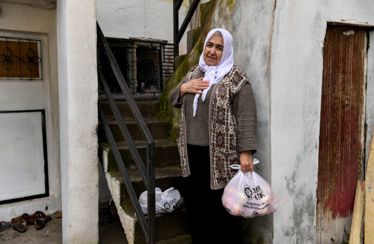 BÜYÜKŞEHİR, İLK ETAPTA 100 BİN KİLOGRAM PATATES VE SOĞAN DAĞITACAK
