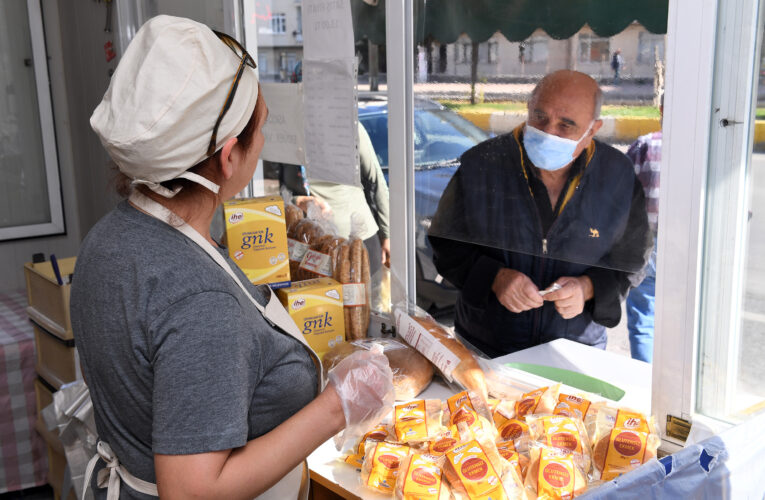 BETONLAR DEĞİL, DESTEKLER MERSİNLİLERİN YARALARINI SARIYOR