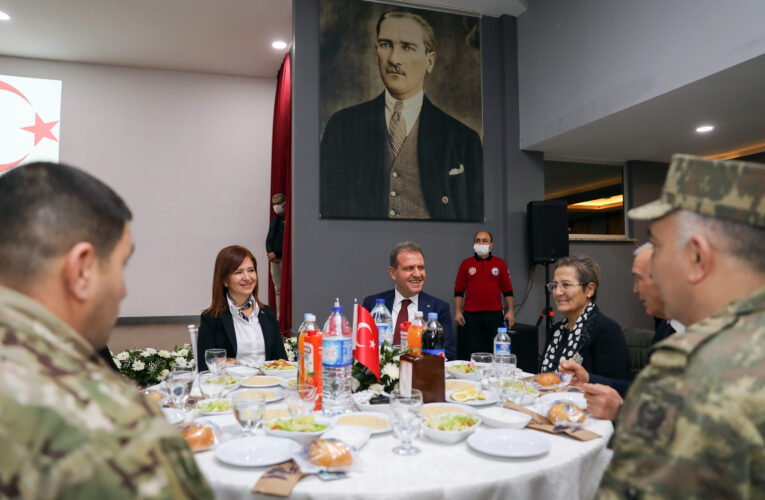 SEÇER: “BİRLİĞİMİZ, BERABERLİĞİMİZ, KARDEŞLİĞİMİZ, SEVGİMİZ, SAYGIMIZ DAİM OLSUN”