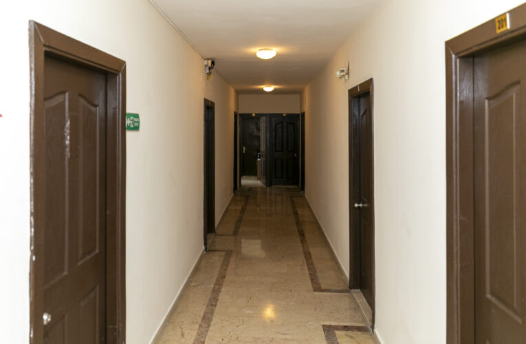 “RAHAT BİR ŞEKİLDE TEDAVİMİZE GİDİYORUZ, GELİYORUZ, BURAYA SIĞINIYORUZ”