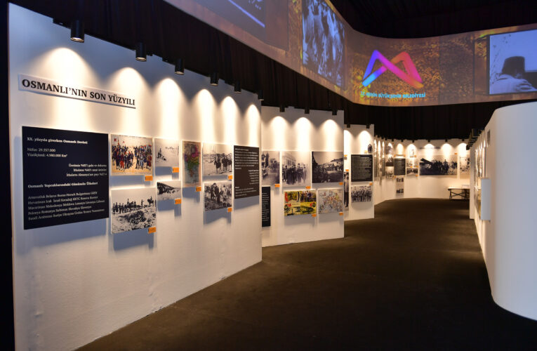 BAŞKAN SEÇER ‘MERSİN 100. YIL ETKİNLİK ALANI’NIN AÇILIŞINI YAPTI