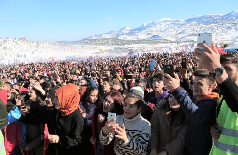 “1453 RAKIMDA KAR FESTİVALİ İLE DOLU DOLU 2 GÜN”