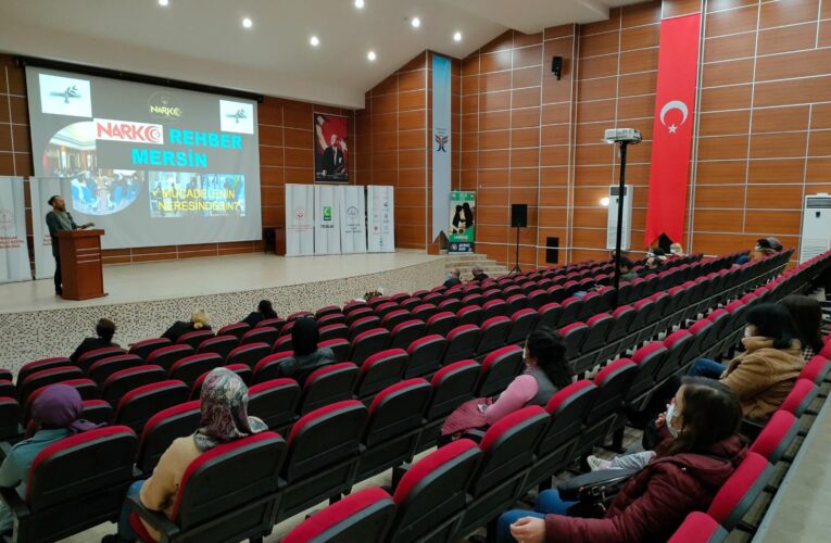 En İyi Narkotik Polisi Anne Eğitimi