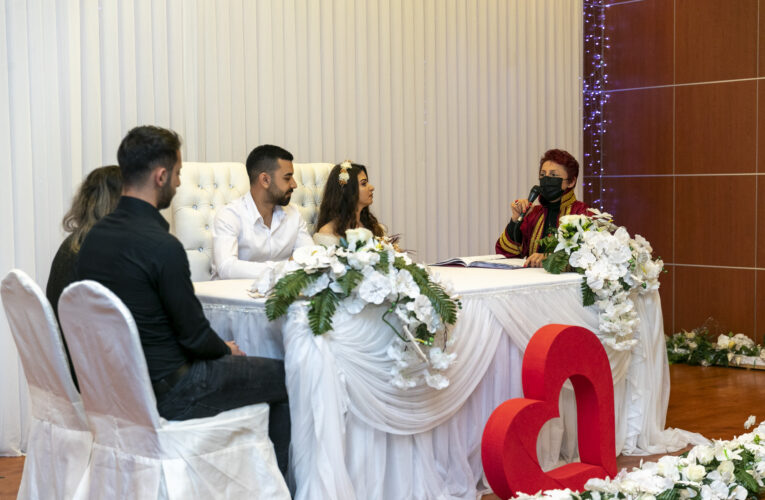 SEVGİLİYDİLER, SEVGİLİLER GÜNÜ’NDE EVLENDİLER