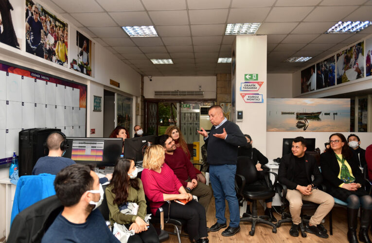 BARACK OBAMA’NIN BEDEN DİLİ DANIŞMANI RİCCON DOĞAN, BÜYÜKŞEHİR BASIN YAYIN PERSONELİ İLE BULUŞTU