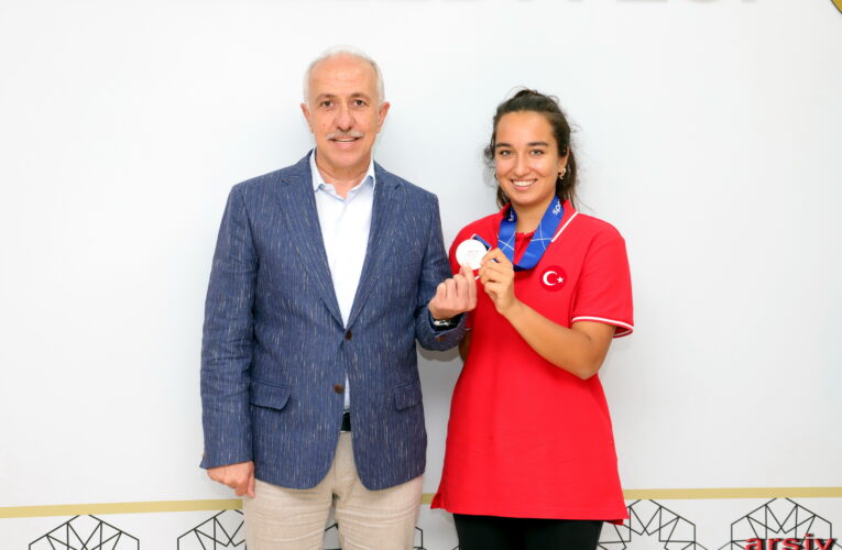 AKDENİZ BELEDİYE BAŞKANI GÜLTAK; “MİRAY, MERSİN’İ YİNE GURURLANDIRDI”