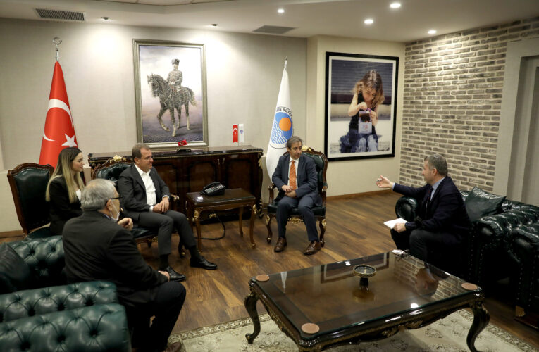 Seçer, Büyükşehir’in projeleri hakkında bilgi verdi