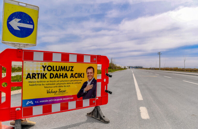 BÜYÜKŞEHİR, KAZANLI SAHİL YOLUNDA ÇALIŞMALARINA DEVAM EDİYOR