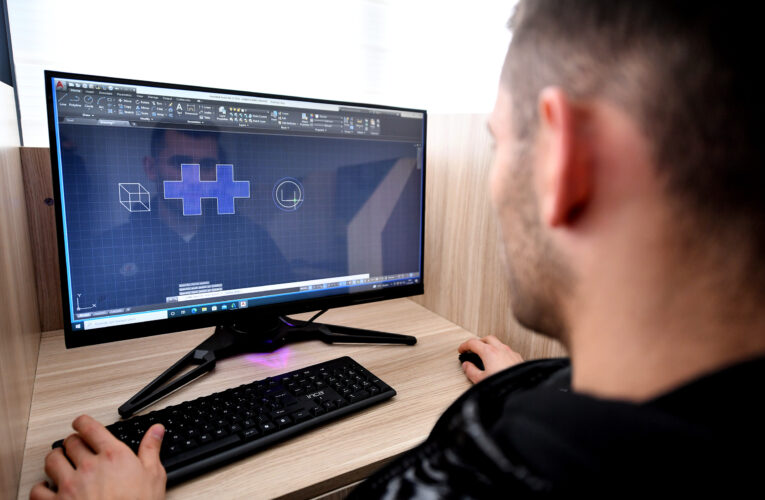 “MESLEĞİME VE BÖLÜMÜME KATKISI OLACAĞINI DÜŞÜNDÜĞÜM İÇİN BU EĞİTİMİ ALMAYA KARAR VERDİM”