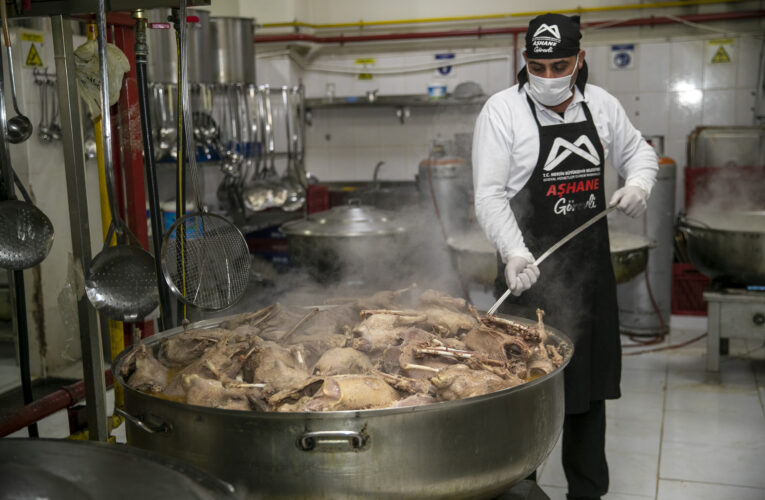 KAZANÇ PROJESİ’YLE ÜRETİLDİ, AŞHANE’DEN VATANDAŞA ULAŞTI