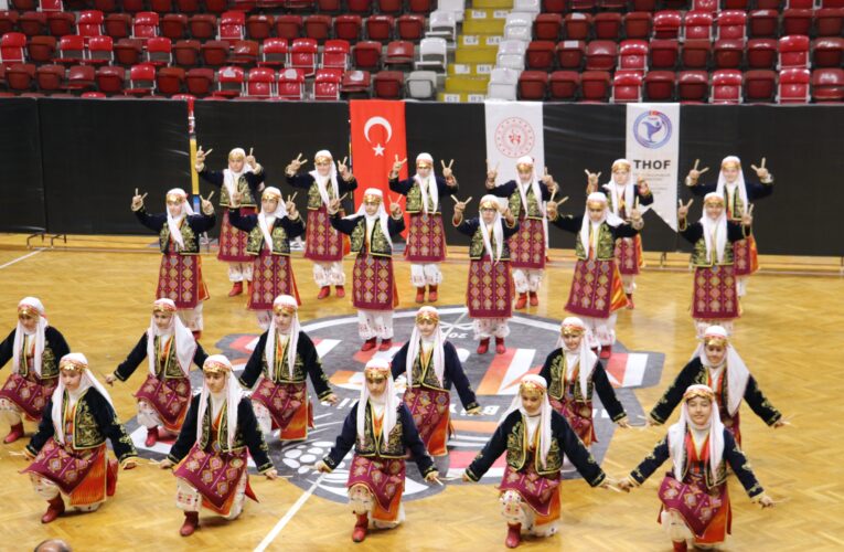 TOROSLAR BELEDİYESİ HALK OYUNLARI EKİBİ, YİNE ŞAMPİYON