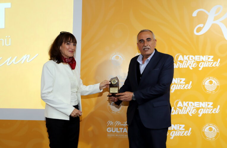 “Kadın, bir şeyler beklememeli kendisi çaba sarf etmeli”