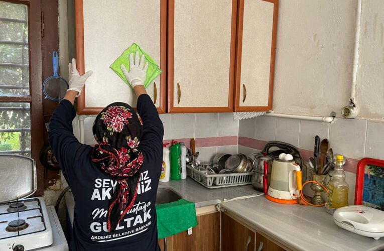 Kişisel bakım hizmeti bin 800’ü aştı, 405 haneye 2 bin 383 kez ulaşıldı