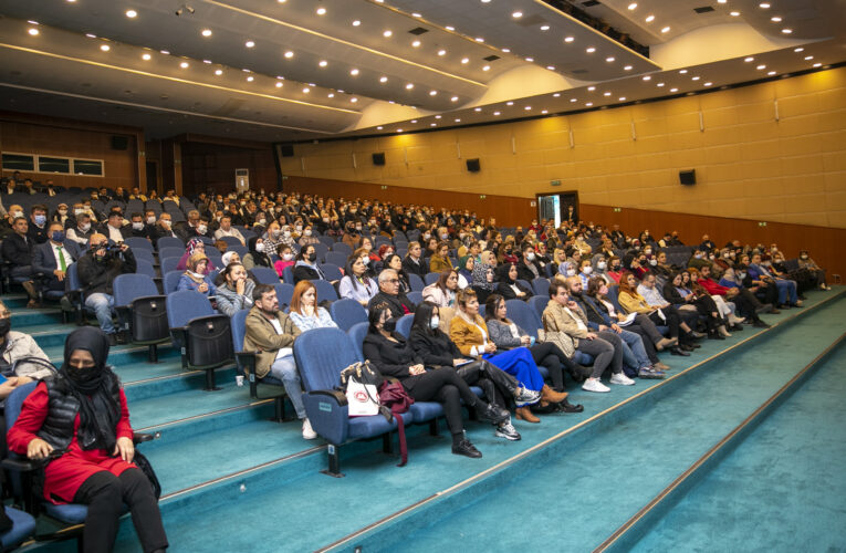 BÜYÜKŞEHİR’İN SEMİNERİNDE OTİZME FARKINDALIK YARATILDI