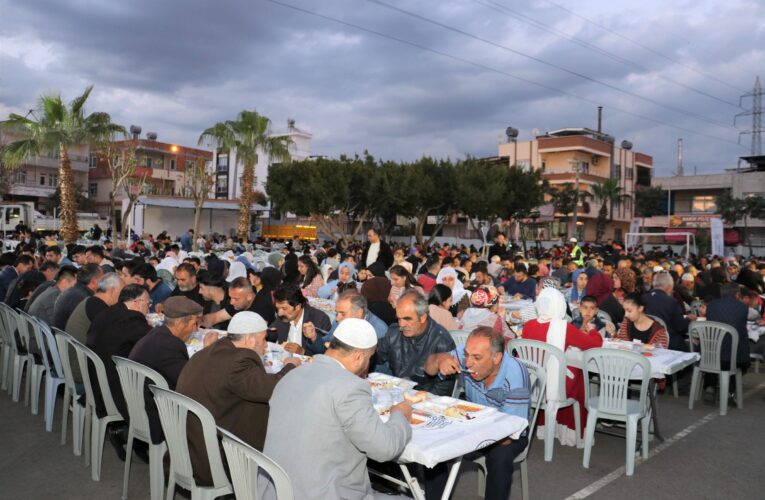 “Şarkılar ve Milli Marşlarla Coşku Artıyor”