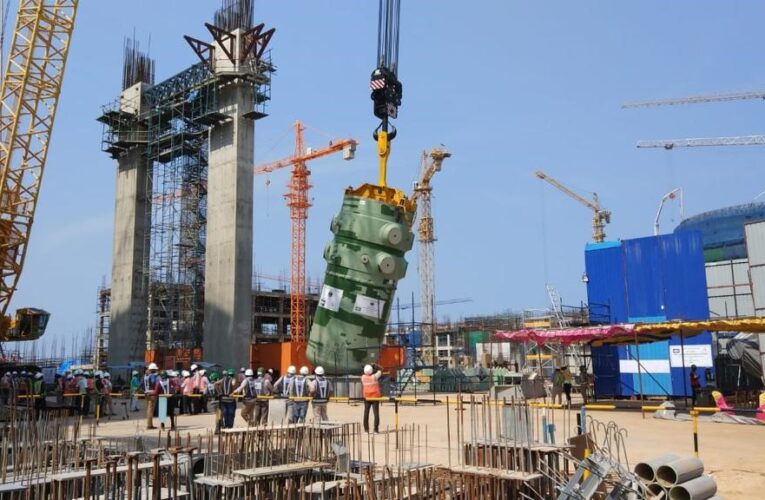 Kundankulam NGS’nin 3’üncü Ünitesine Reaktör Kabı Kuruldu