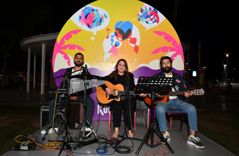 BAHAR KONSERLERİNE GENÇLERDEN TAM NOT